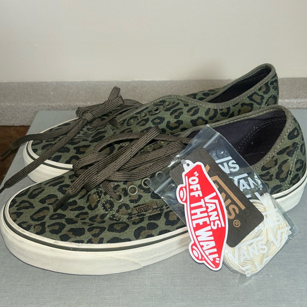 Brand new vans. Size 9.5